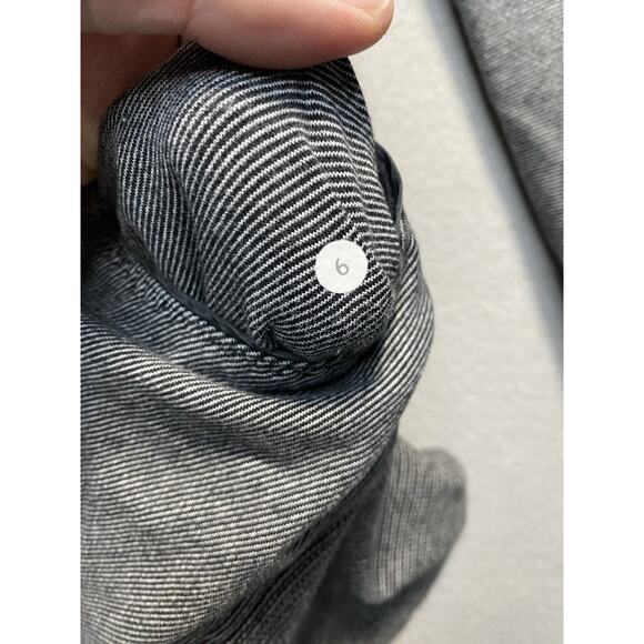 Lululemon Women's Size 6 Heather Gray Scuba Full Zip Hoodie Jacket Hooded Top - Picture 2 of 7